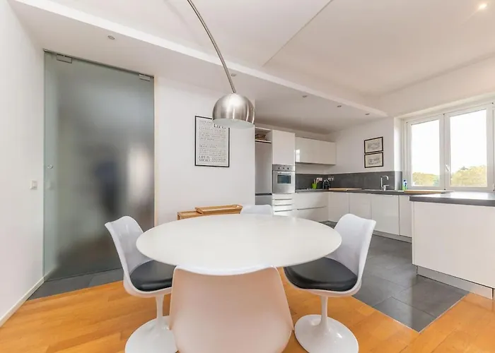 Elegant House In Monteverde * Rome